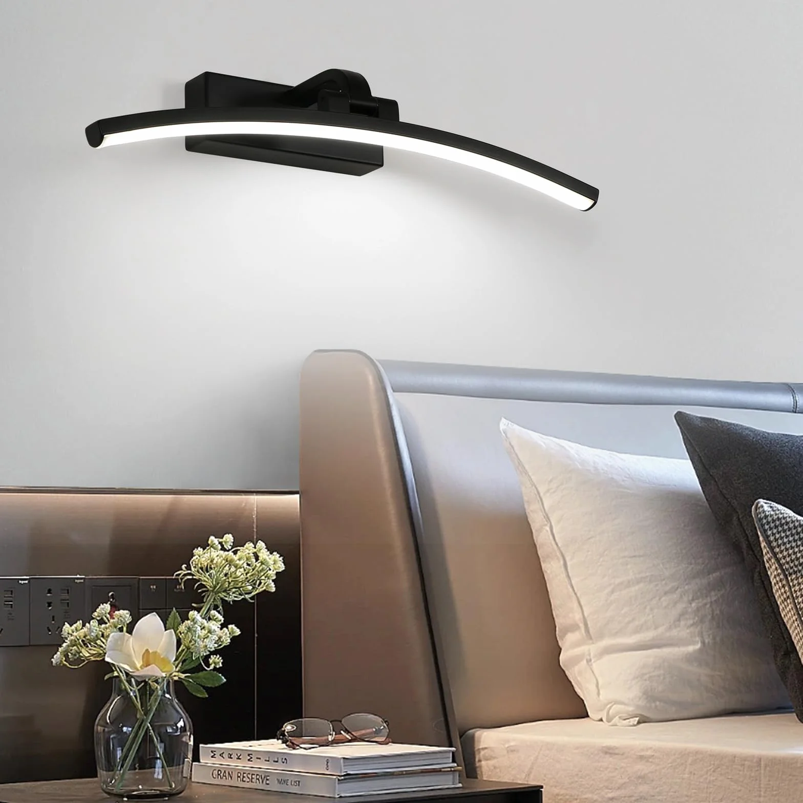 DELIPOP Spiegellampe Badezimmer Schwarz 40cm, 180 Grad Drehung Wandleuchte für Bad IP44, 8W LED Spiegelleuchte für Keller Küche Badschrank Vanitär Schrankleuchte Toilettenraum, Kaltweiß 6500K