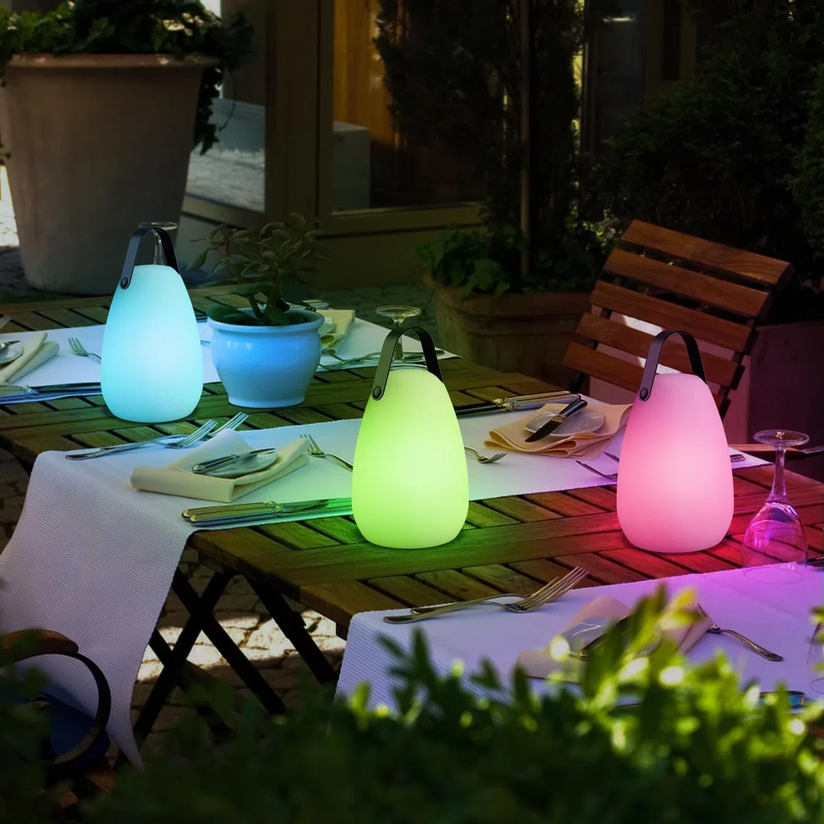 FUYO 2er Set Outdoor Lampe LED Akku Tischleuchte Tragbare Kabellos Dimmbare Tischlampe mit 8 Farben Farbwechsel Gartenlampe perfekt für schlafzimmer wohnzimmer außen BBQ garten ostern(Glatt)