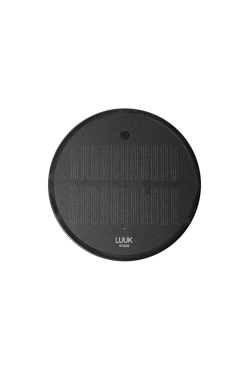 LUUK Studio Outdoor Solarmodul Tischleuchte IP65 kabellos USB-C Solar warmweißes Licht Boho Stil