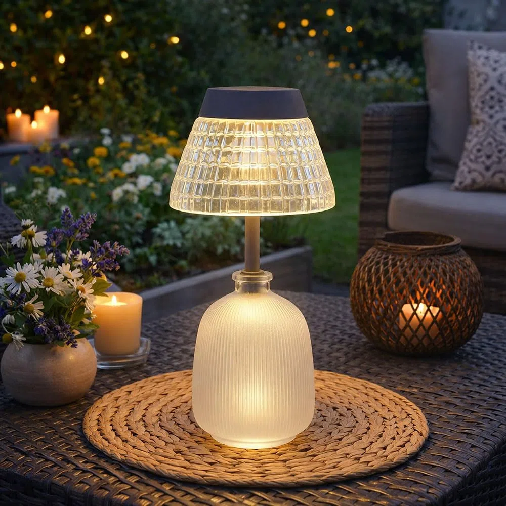 Solarlampe Tischleuchte Außenlampe klar Akku Glas LED Gartenlampe Balkonlampe, Acryl, Glas, LED 3000K warmweiß, DxH 13,5x27 cm, 2er Set