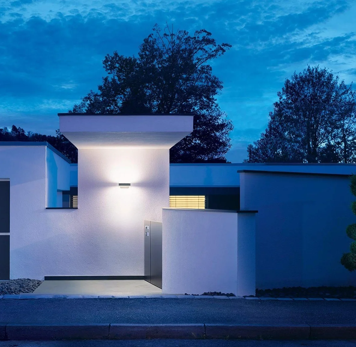 Steinel L 810 SC Außenleuchte LED Wandleuchte 9,8 W anthrazit iHF-Bewegungsmelder vernetzbar