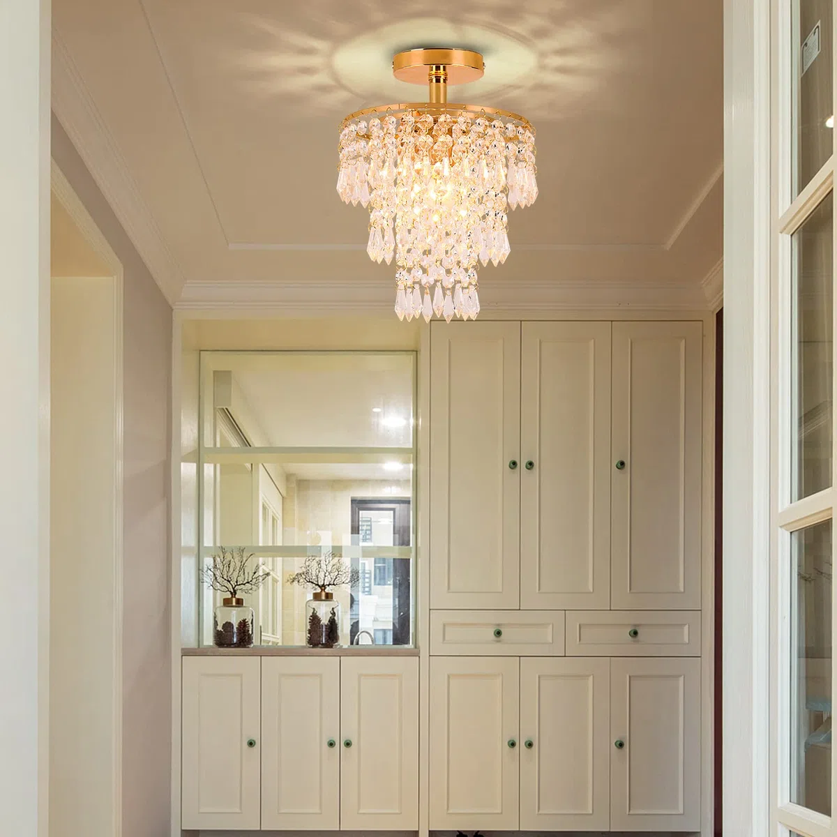 FRIXCHUR Mini Größe Kristall Kronleuchter Moderne Unterputz Deckenleuchte 3-Stufen Regentropfen Kristall Anhänger Beleuchtung Dekoration für Schlafzimmer Flur Wohnzimmer, E26 Basis, Gold